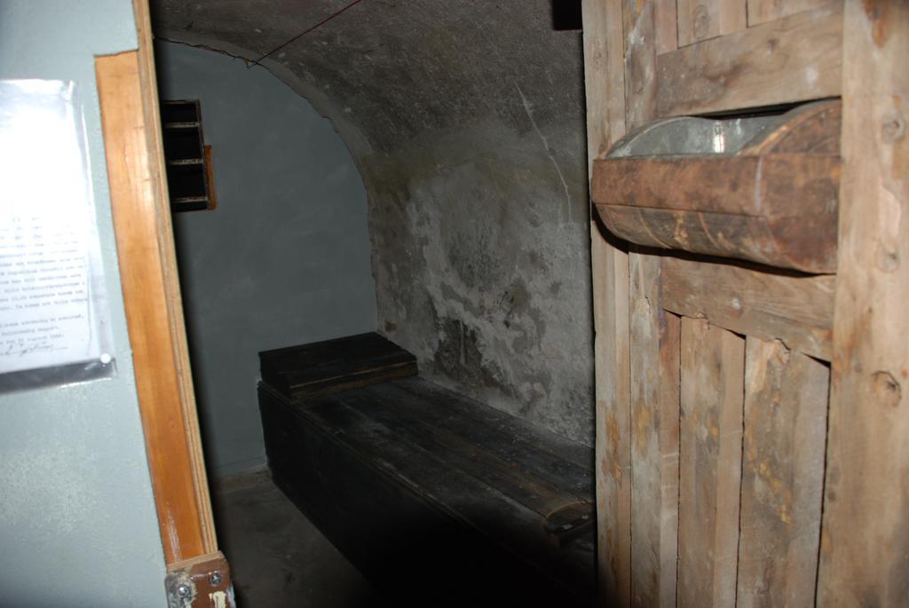 Falu Fangelse Vandrarhem Falun Exterior foto